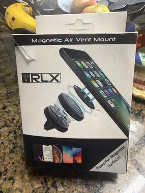 Magnetic Air Vent Mount - Black